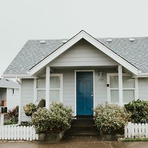Nye Beach Cottages